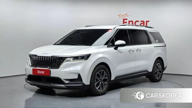 Kia Carnival 4th generation 2023 Белый из Кореи