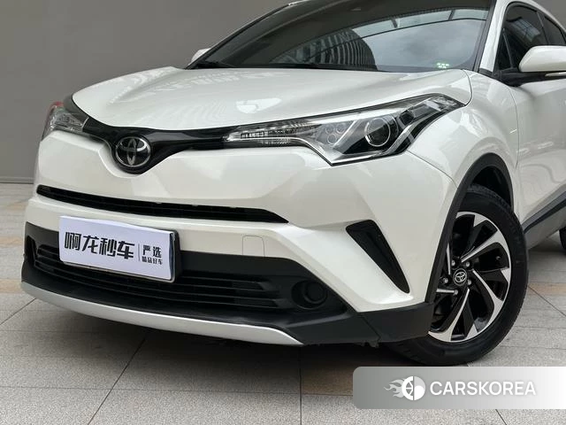 Toyota IZOA 2021 Белый из Китая