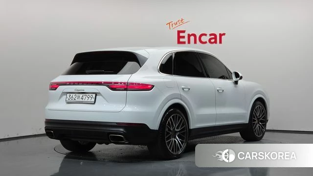 Porsche Cayenne (PO536) 2019 Белый из Кореи