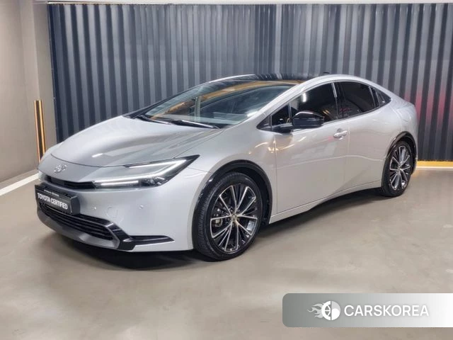 Toyota Prius 5th Generation 2025 Серебряный из Кореи