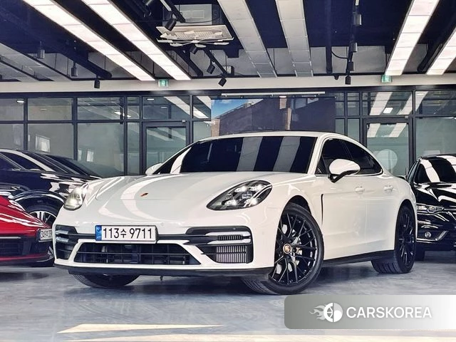 Porsche Panamera (971) 2021 Белый из Кореи
