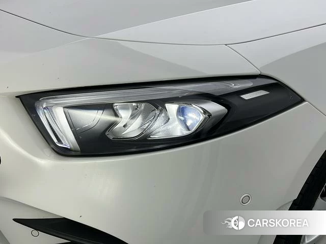 Mercedes-Benz A-Class 2021 Белый из Китая