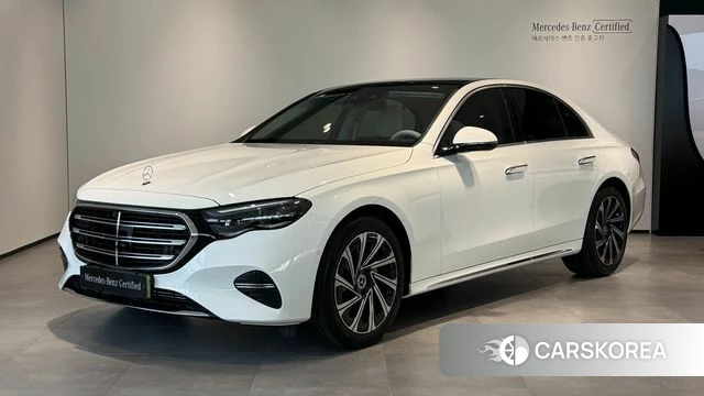 Mercedes-Benz E-Class W214 2026 Белый из Кореи