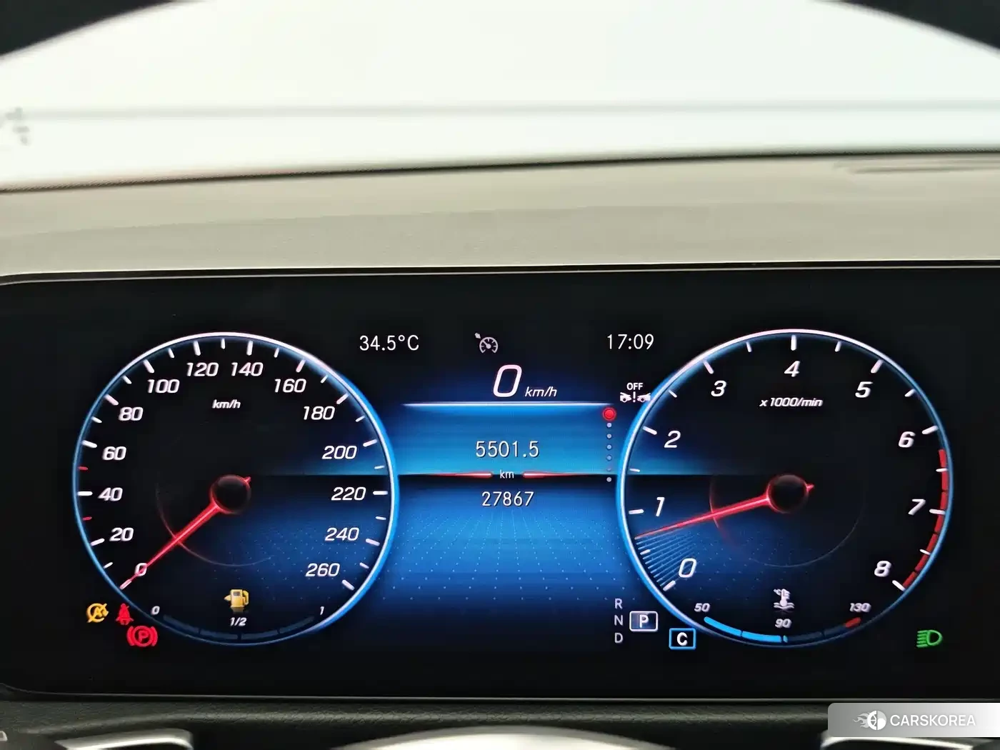 Mercedes-Benz GLB 2023 Белый из Китая