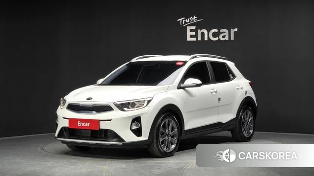 Kia Stonic 2019 Белый из Кореи