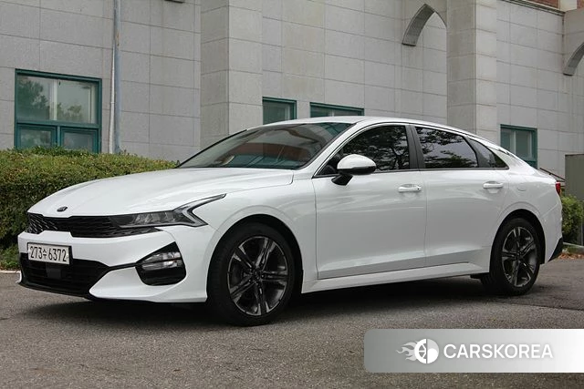 Kia K5 3rd generation 2021 Белый из Кореи