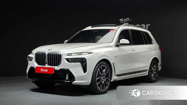 BMW X7 (G07) 2025 Белый из Кореи
