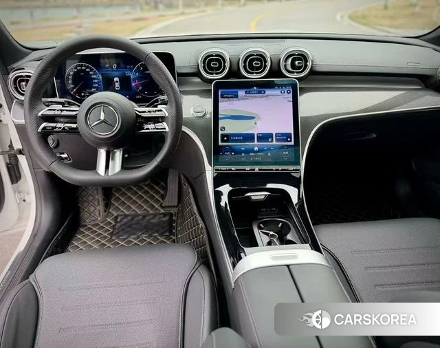 Mercedes-Benz C-class 2024 Белый из Китая