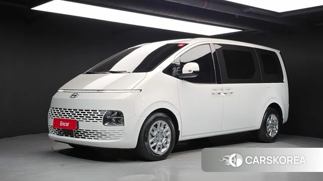 Hyundai Staria 2023 Белый из Кореи