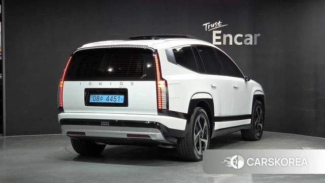 Hyundai Ionic 9 2025 Белый из Кореи