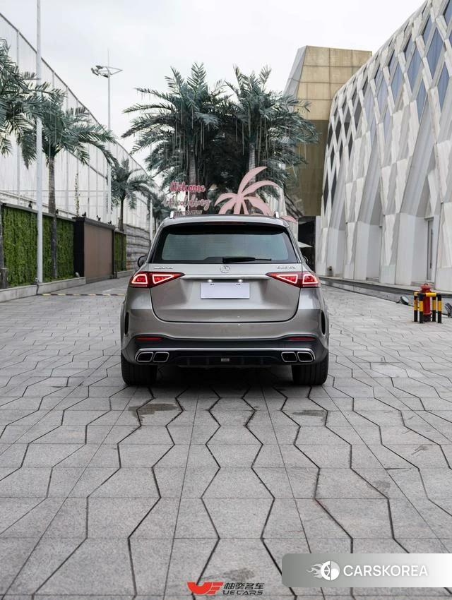 Mercedes-Benz AMG GLE 2021 Серебристо-серый из Китая