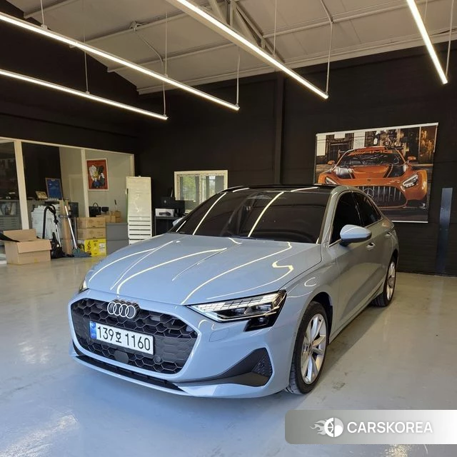 Audi A3 (8Y) 2025 Серебристо-серый из Кореи