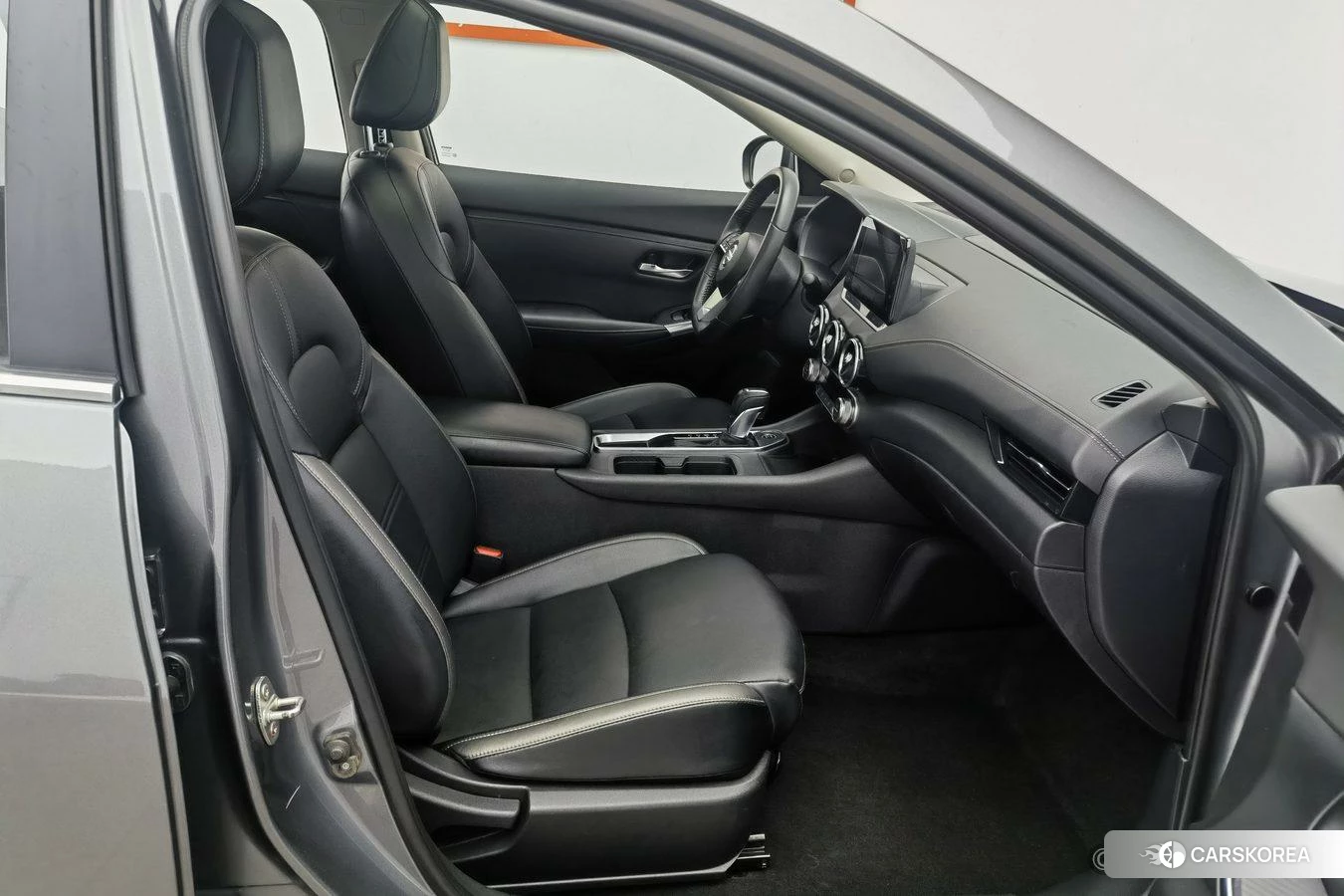 Nissan Sylphy 2020 Темно-серый из Китая