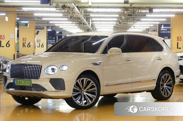 Bentley Bentayga 2024 Жемчужный цвет из Кореи