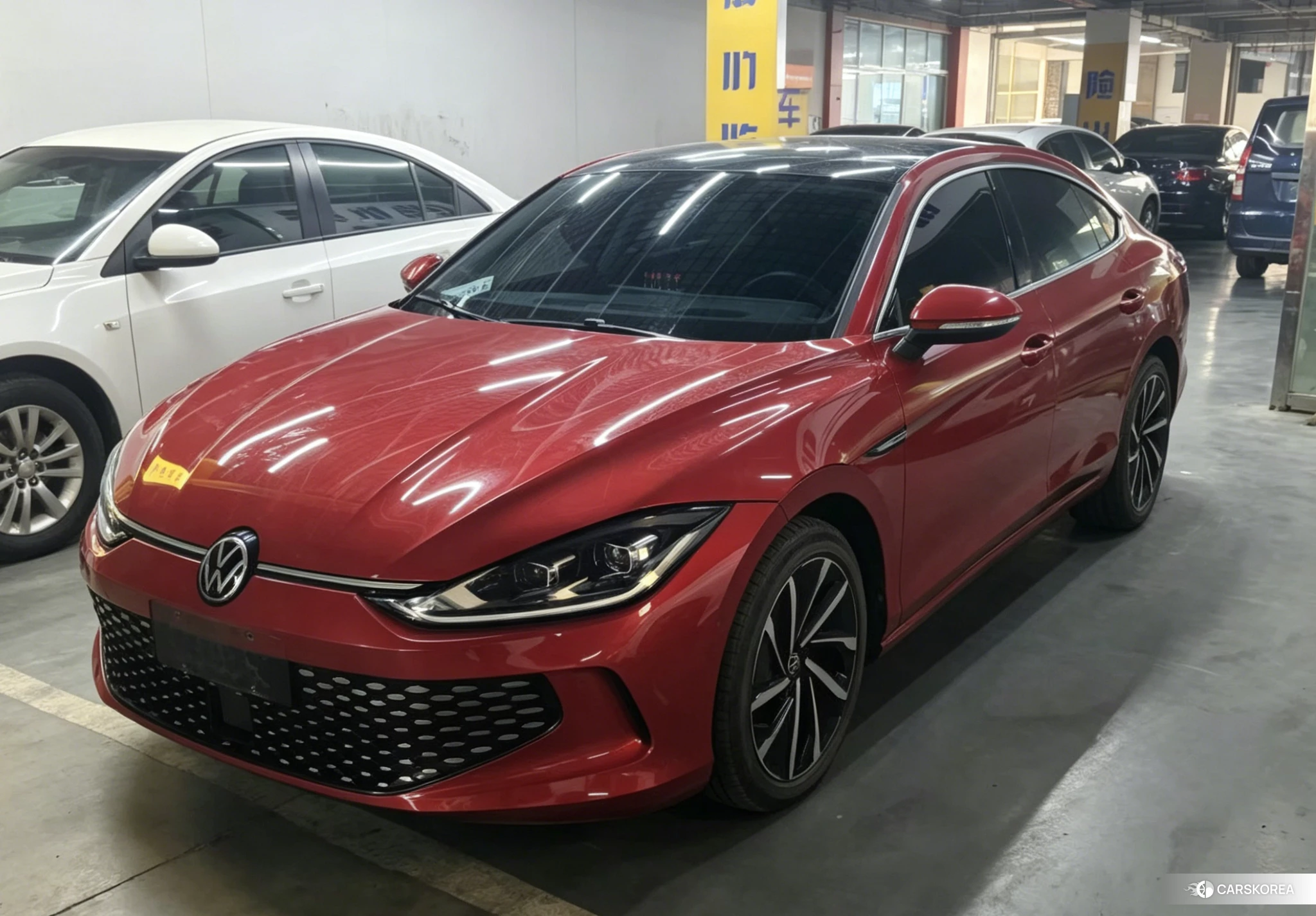 Volkswagen Lamando 2022 Красный из Китая