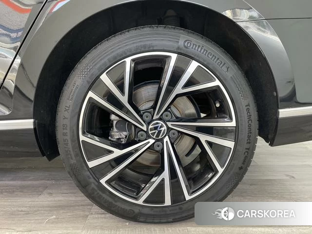Volkswagen Magotan 2021 Черный из Китая