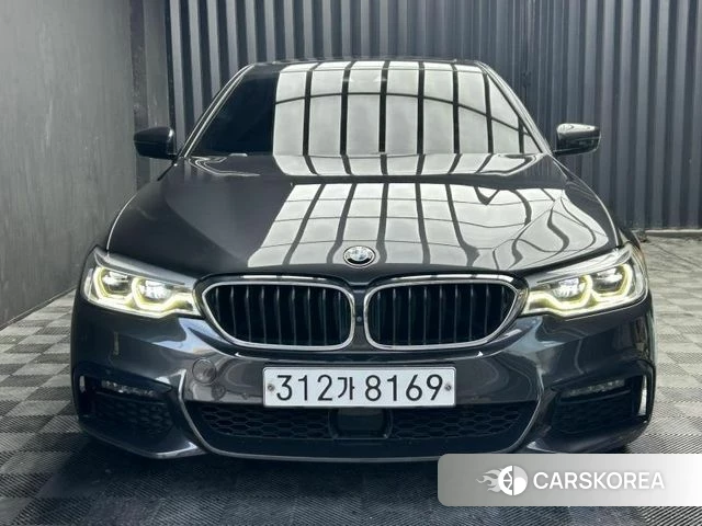 BMW 5 Series (G30) 2020 Серый из Кореи