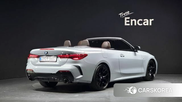 BMW 4 Series (G22) 2026 Цвет галактики из Кореи