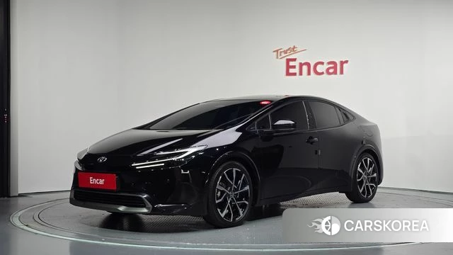 Toyota Prius 5th Generation 2023 Черный из Кореи