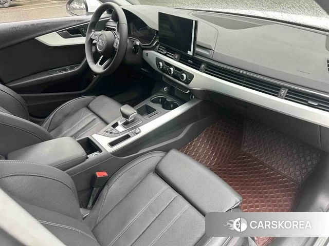 Audi A4L 2023 Белый из Китая