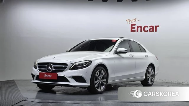 Mercedes-Benz C-Class W205 2020 Белый из Кореи