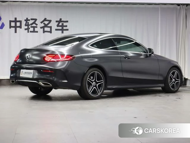 Mercedes-Benz C-class 2022 Темно-серый из Китая