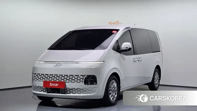 Hyundai Staria 2025 Белый из Кореи