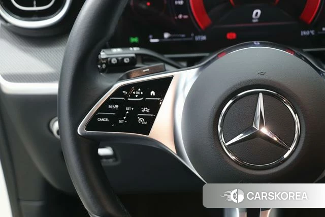 Mercedes-Benz GLC 2023 Белый из Китая