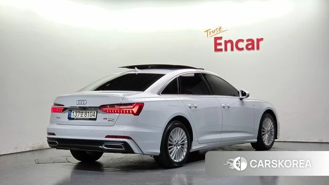 Audi A6 (C8) 2021 Белый из Кореи