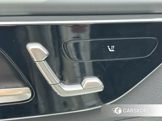 Mercedes-Benz C-class 2024 Белый из Китая