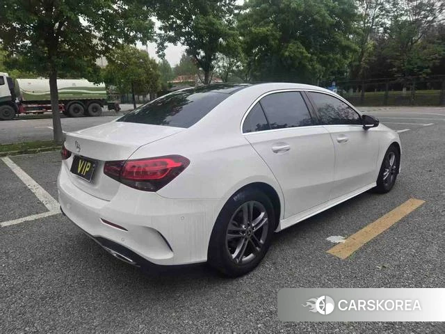 Mercedes-Benz A-Class 2021 Белый из Китая