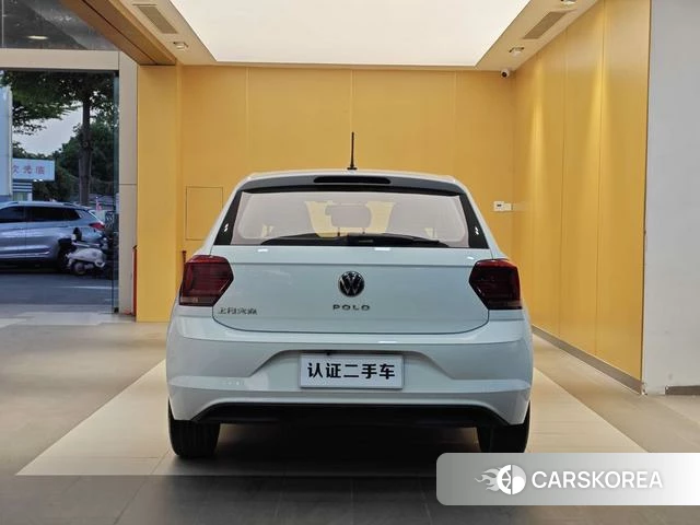 Volkswagen Polo 2023 Белый из Китая