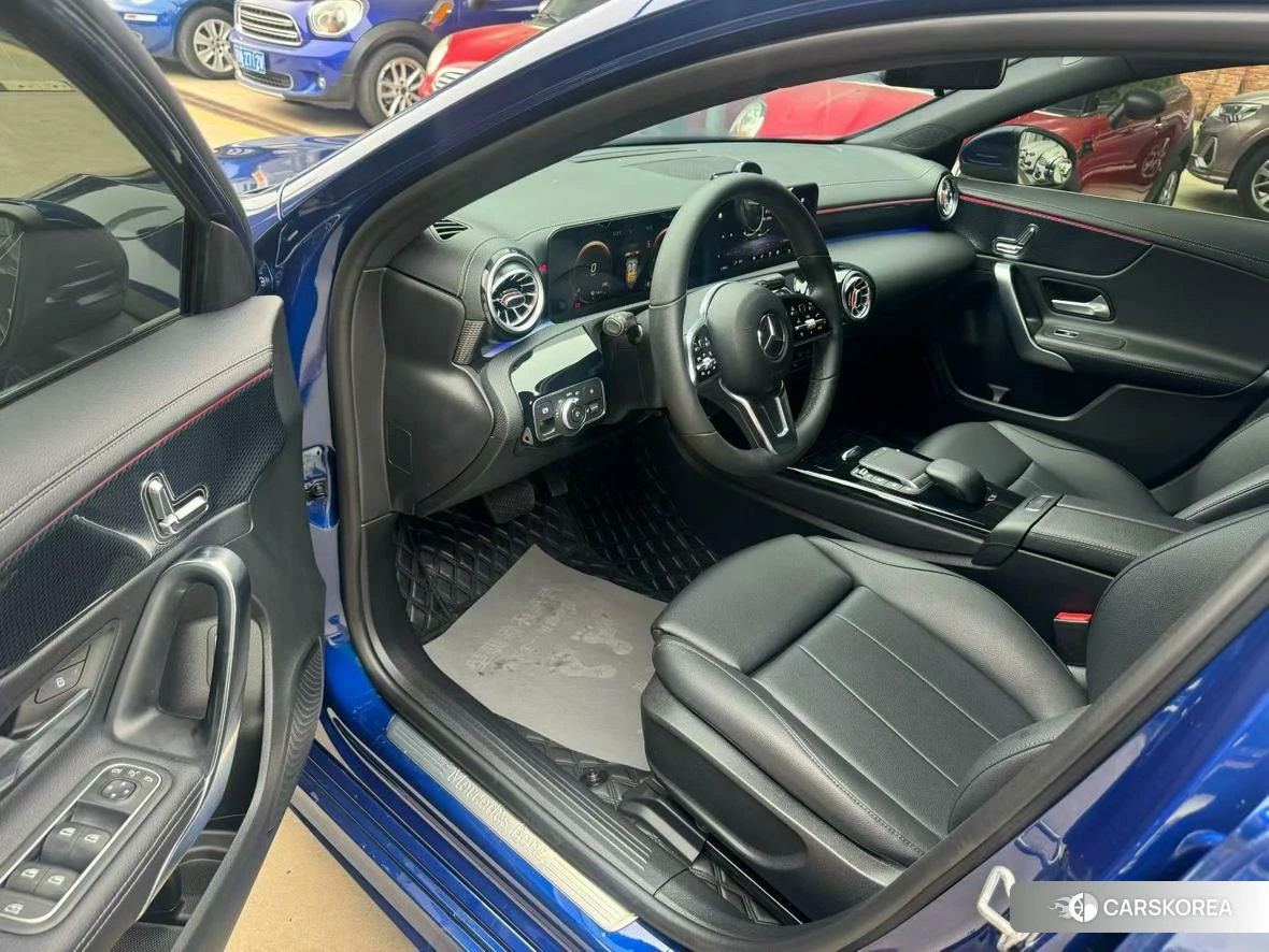 Mercedes-Benz A-Class 2021 Синий из Китая