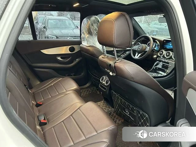 Mercedes-Benz GLC 2021 Белый из Китая