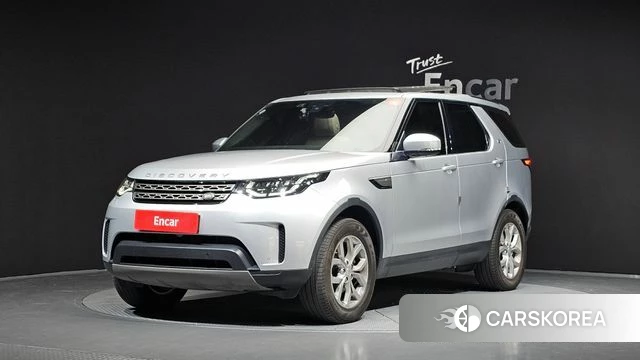 Land Rover Discovery 5 2018 Серебряный из Кореи