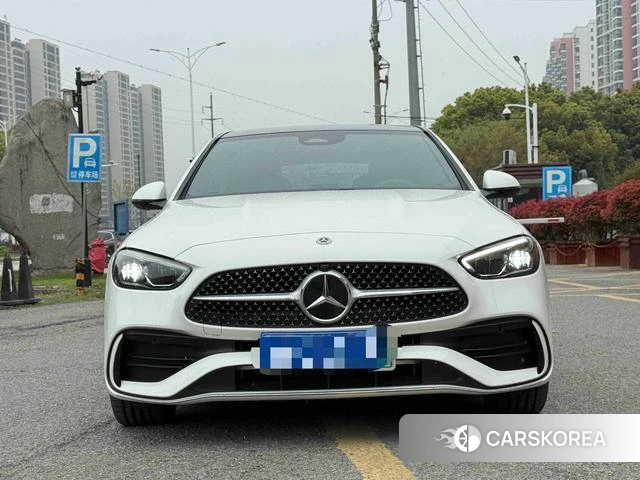 Mercedes-Benz C-class 2024 Белый из Китая