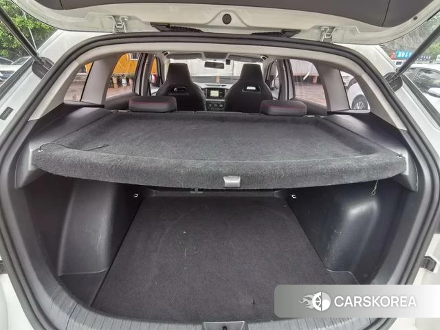 Skoda Kamiq 2021 Белый из Китая