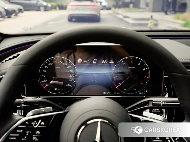 Mercedes-Benz E-Class 2024 Черный из Китая