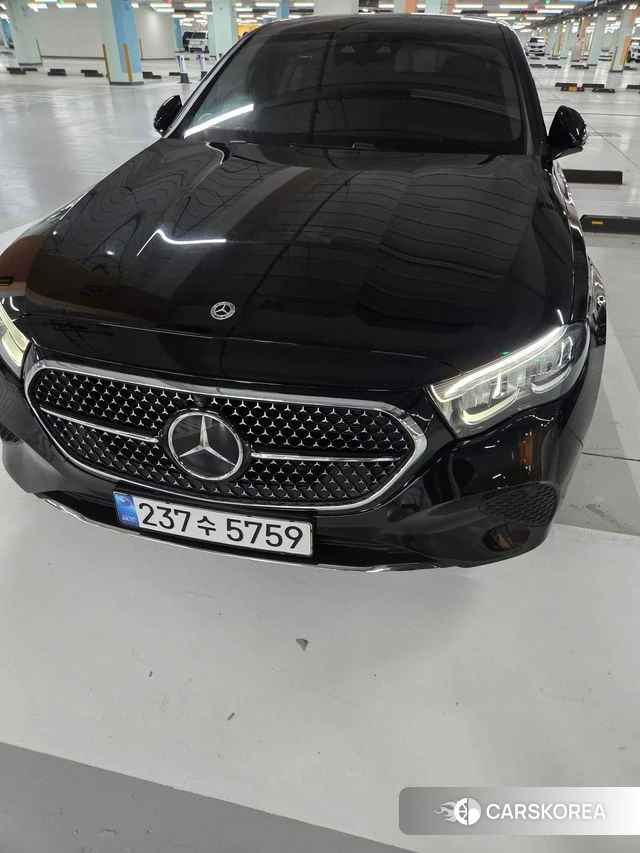Mercedes-Benz E-Class W214 2025 Черный из Кореи