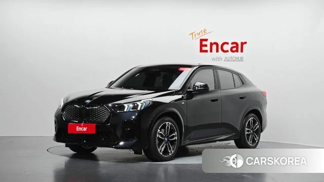 BMW iX2 (U10) 2024 Черный из Кореи