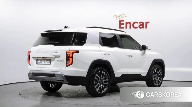 Ssangyong Torres 2023 Белый из Кореи