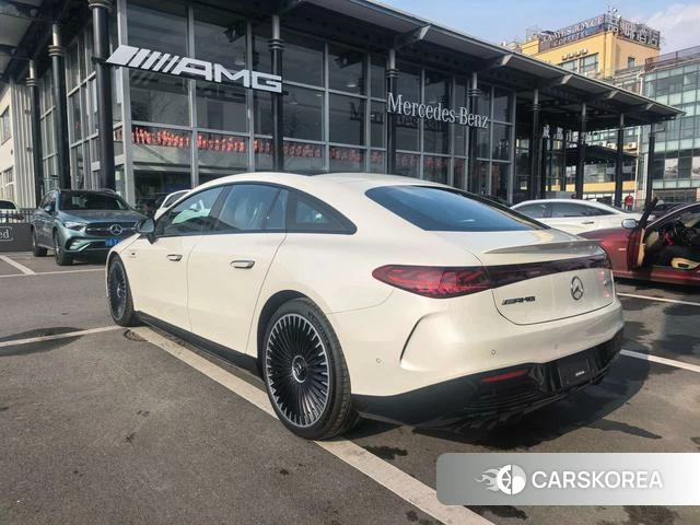 Mercedes-Benz AMG EQS 2022 Белый из Китая