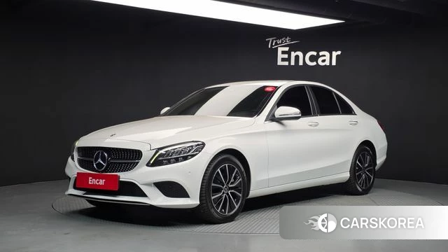 Mercedes-Benz C-Class W205 2019 Белый из Кореи