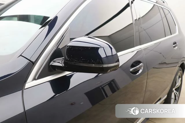 BMW X7 2021 Черный из Китая