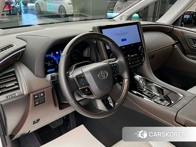 Toyota Alphard 2025 Белый из Китая