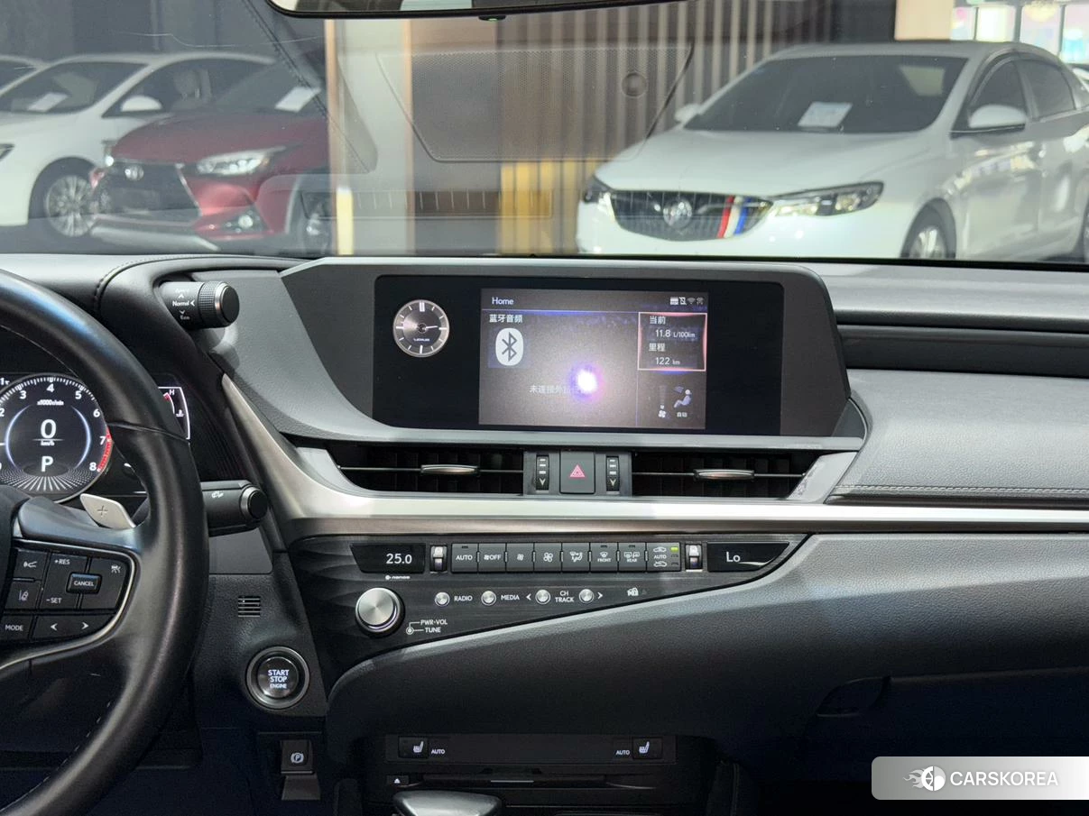 Lexus ES 2019 Черный из Китая