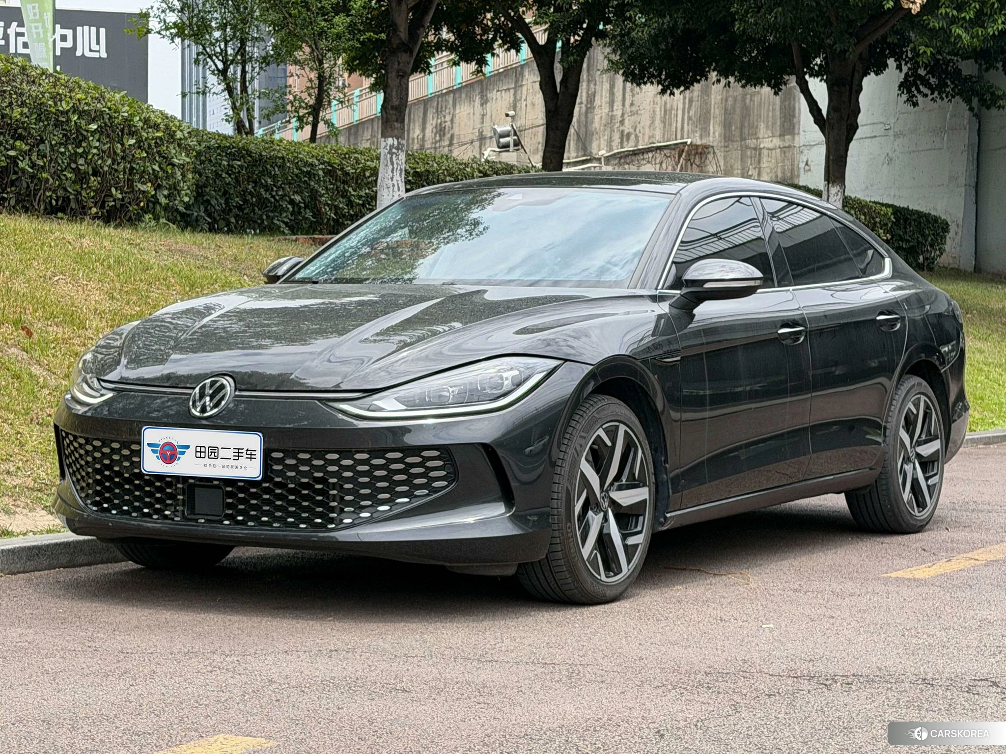 Volkswagen Lamando 2023 Черный из Китая