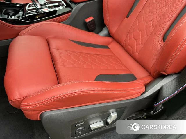 BMW X4 M 2023 Желтый из Китая