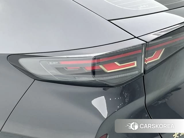 Volkswagen ID. UNYX 2025 Черный из Китая