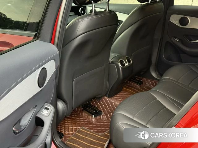 Mercedes-Benz GLC 2021 Красный из Китая